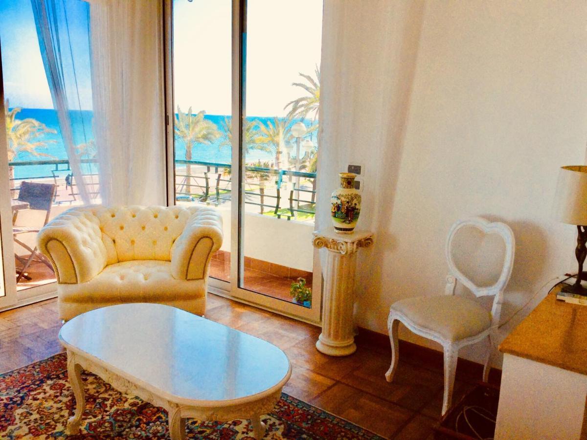 Endless Stunning Mediterranean Sea Views Promenade Des Anglais Nice Luaran gambar