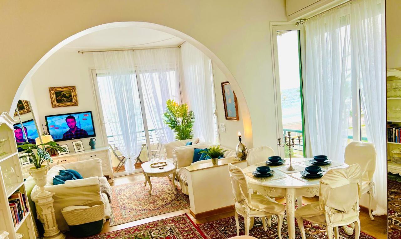 Endless Stunning Mediterranean Sea Views Promenade Des Anglais Nice Luaran gambar