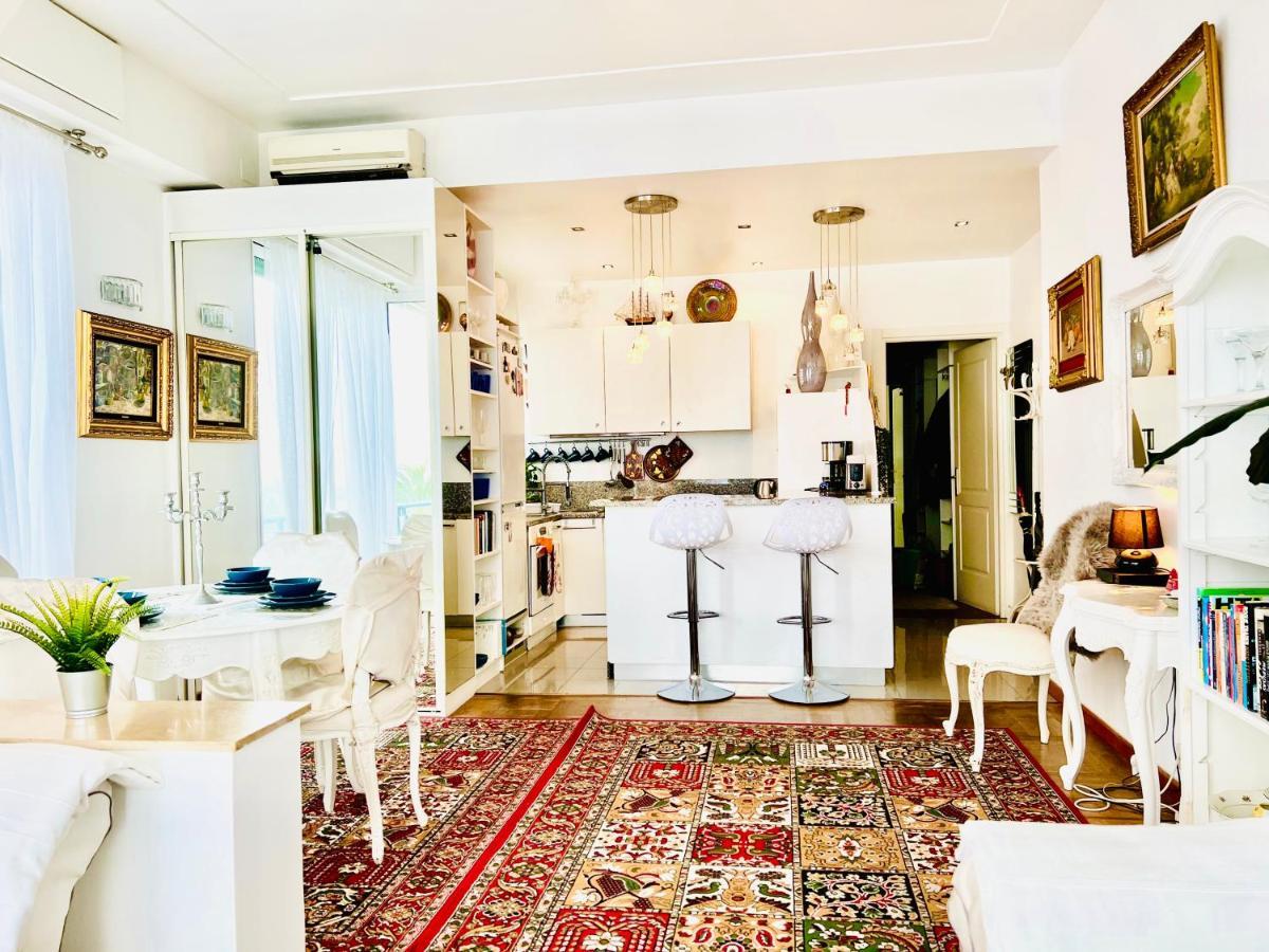 Endless Stunning Mediterranean Sea Views Promenade Des Anglais Nice Luaran gambar